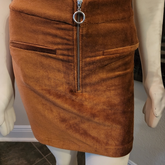 Good luck gem Corduroy skirt - Picture 3 of 5